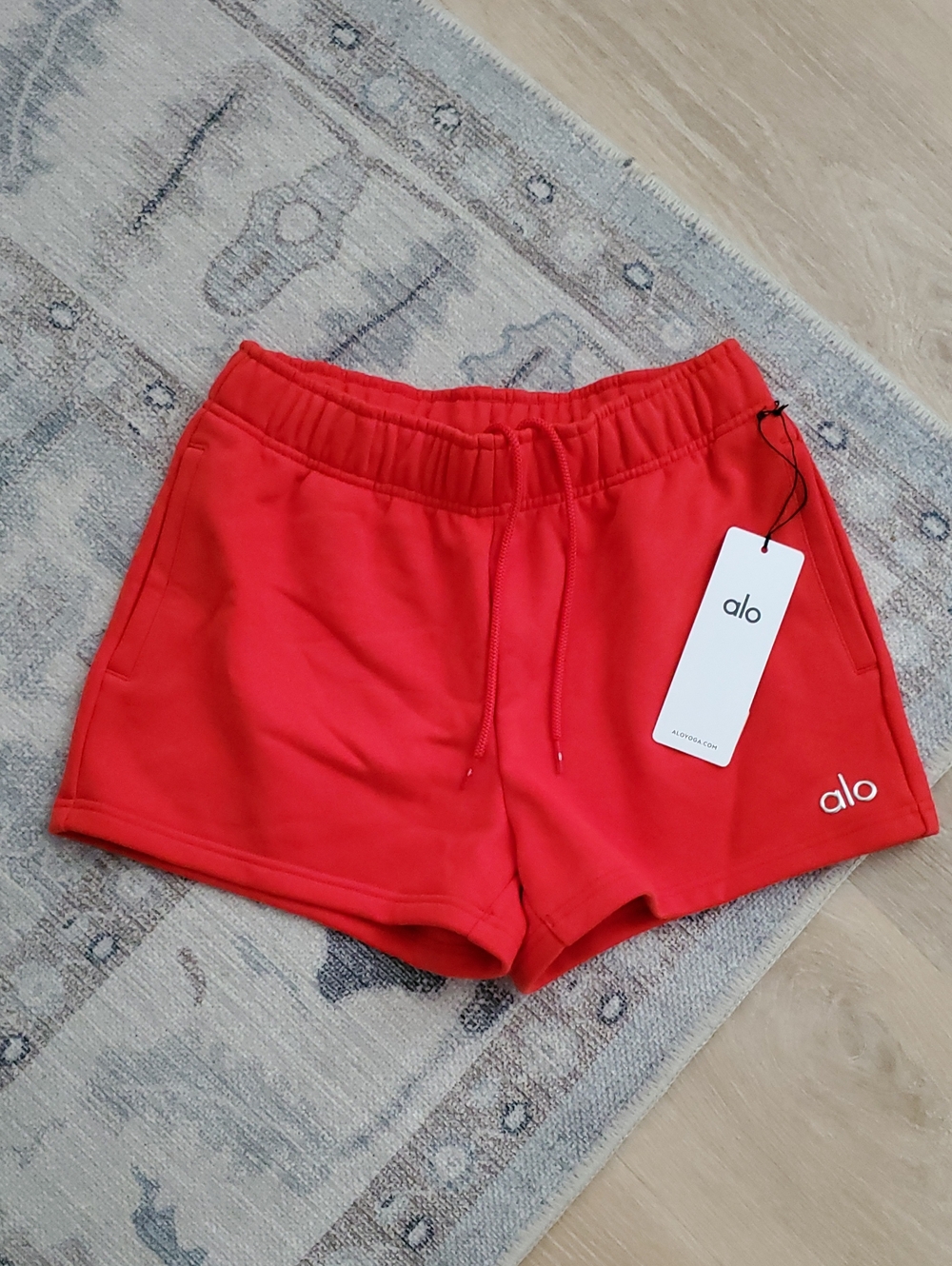 NWT ALO Yoga Accolade Red Athletic Lounge Sweats Shorts SzXS